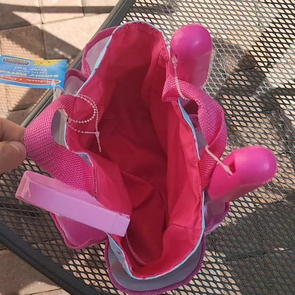 Melissa and Doug gardening tote - Picture 6 of 8